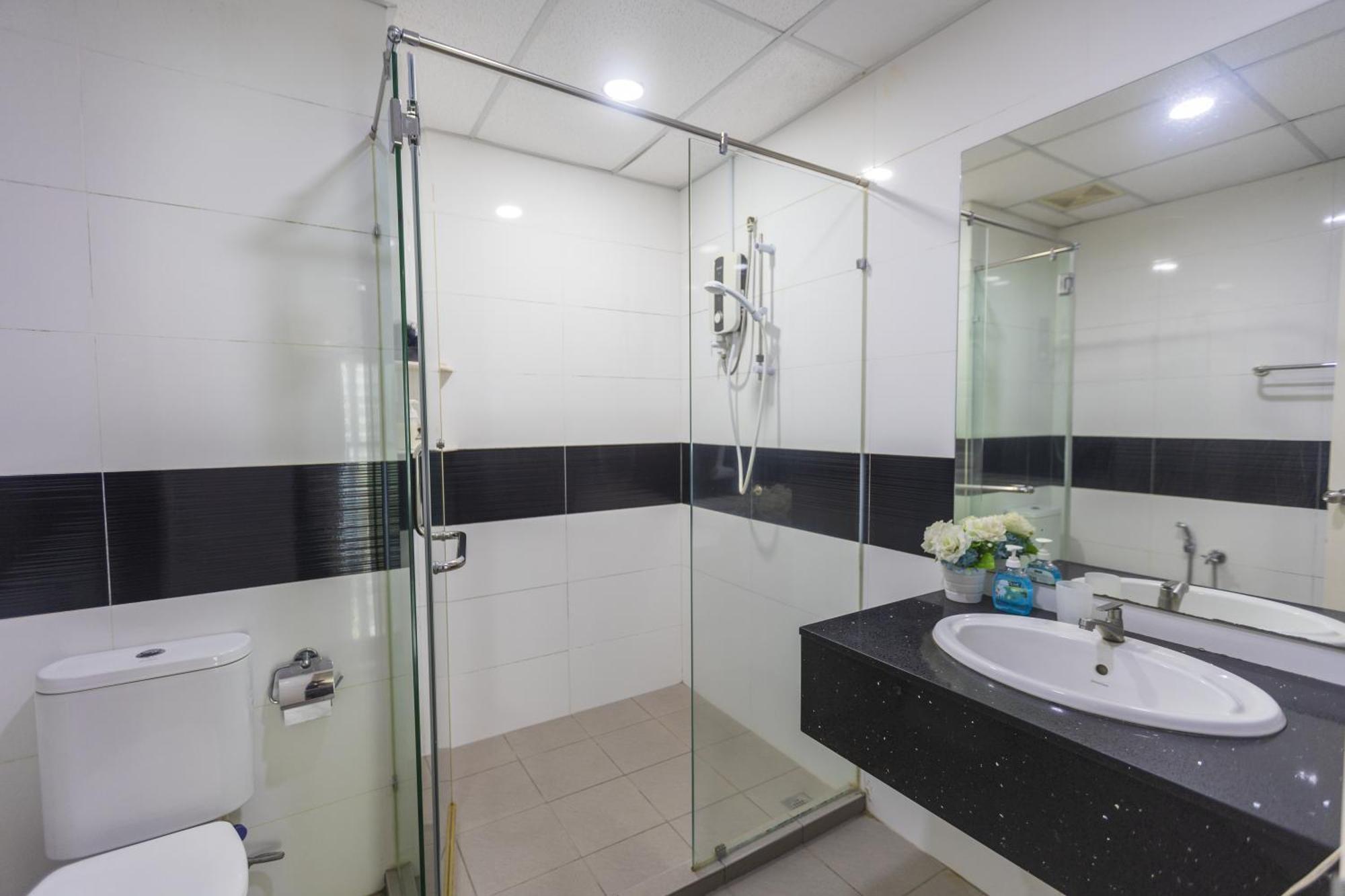 Sky Suites Джорджтаун Экстерьер фото